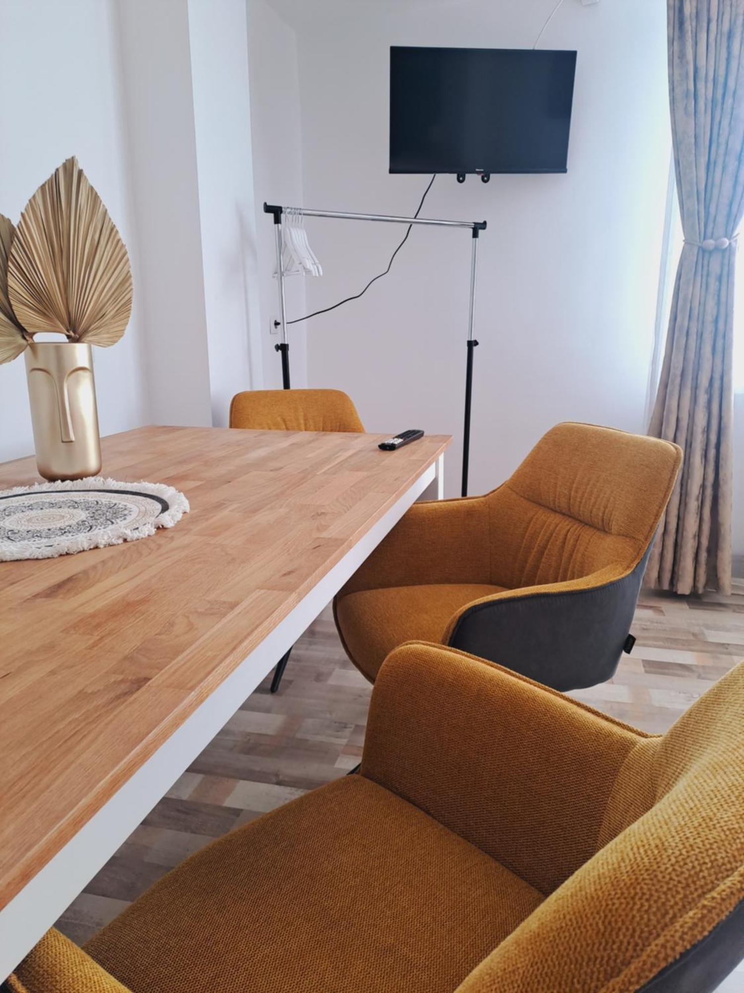 7 Level Central Apartments Miercurea Ciuc Room photo